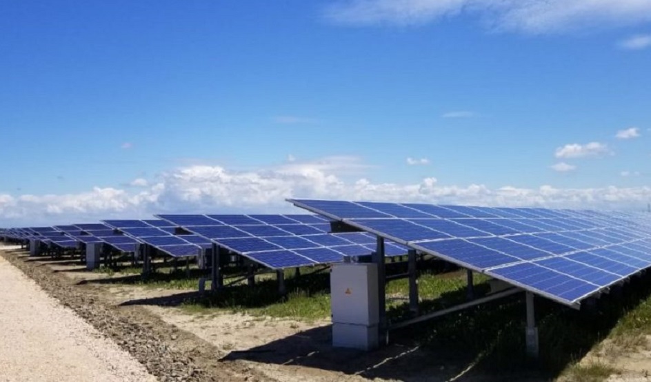 Centrali diellor i Karavastase brenda pak javesh nis prodhimin e energjise